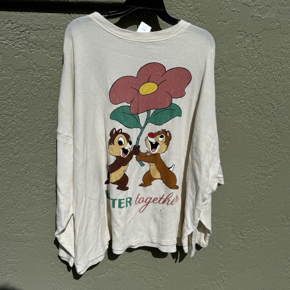 Disney Womens Sweater 3XL Chipmunks 31” Width 25” Length 3/4 Sleeve 100 Cotton